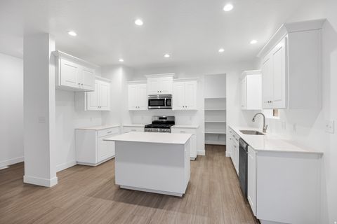 Tiny photo for 3268 E 2770 S #26OC, Spanish Fork, UT 84660 (MLS # 2151308)