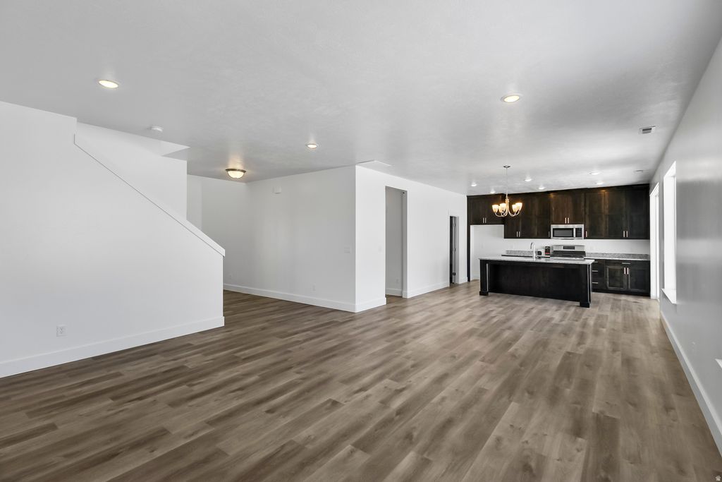 Photo of 600 N 550 W, Smithfield, UT 84335 (MLS # 2140650)