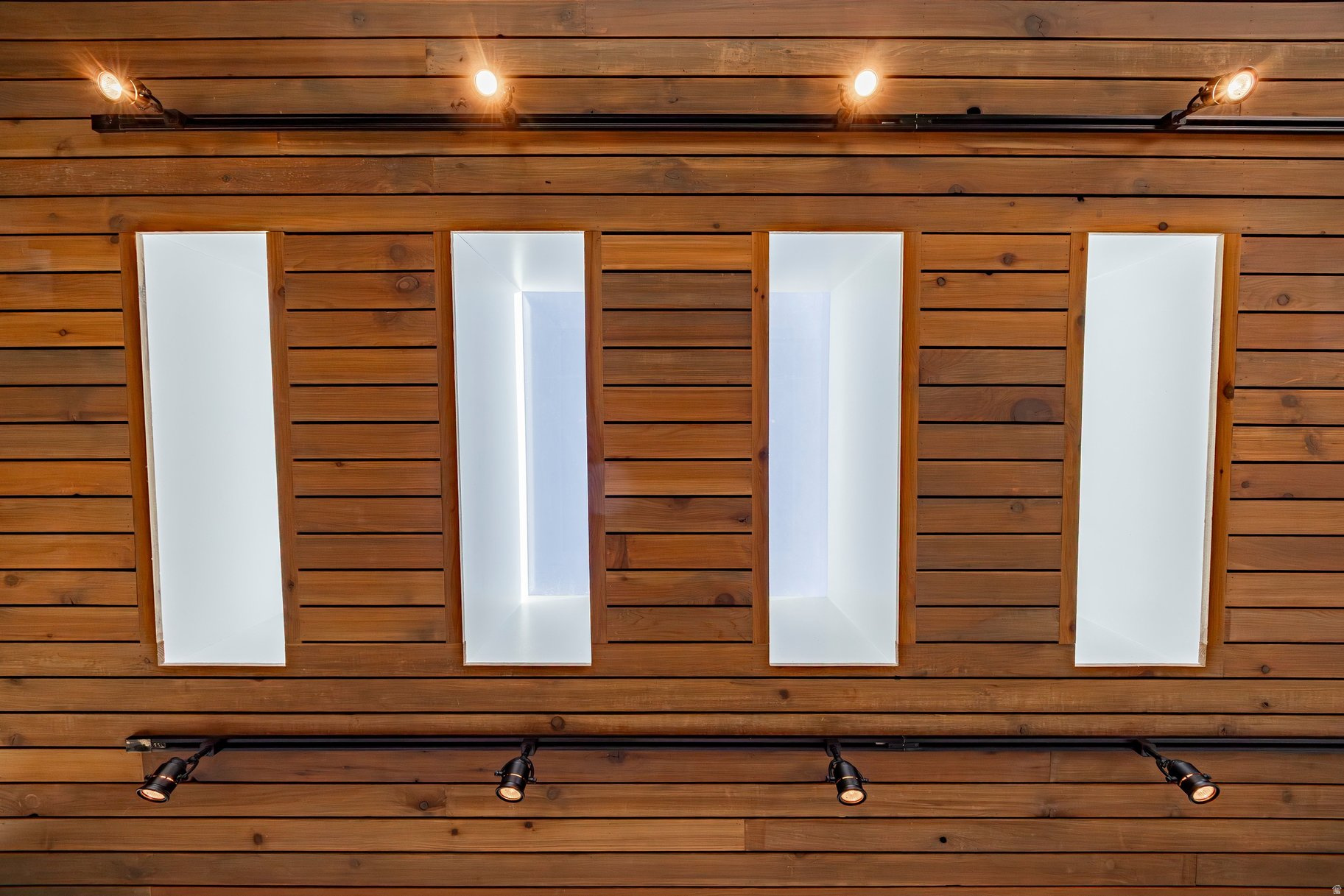 PINEBROOK - Residential