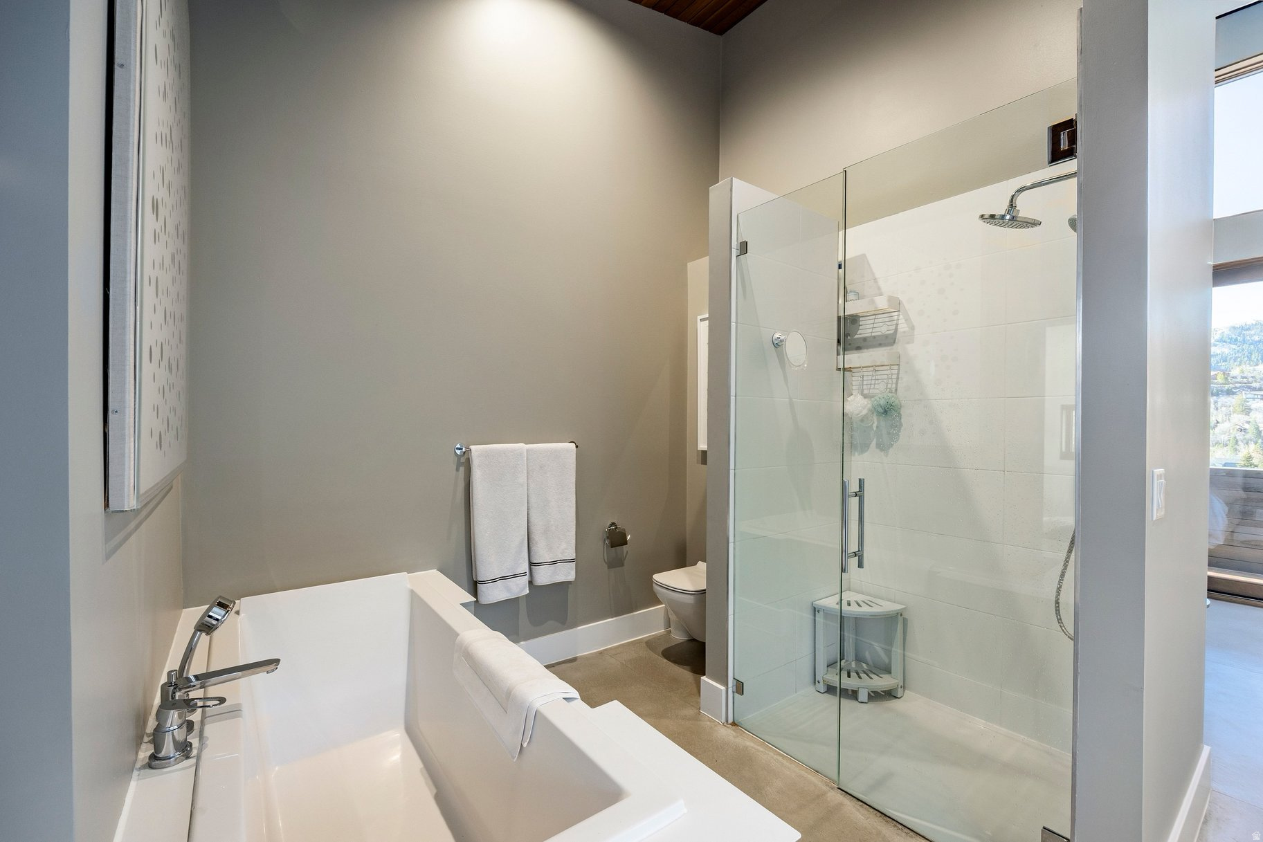 PINEBROOK - Residential