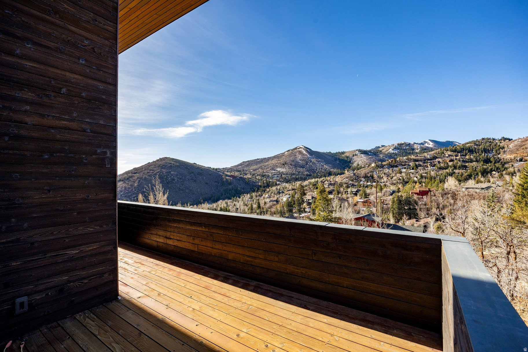 PINEBROOK - Residential