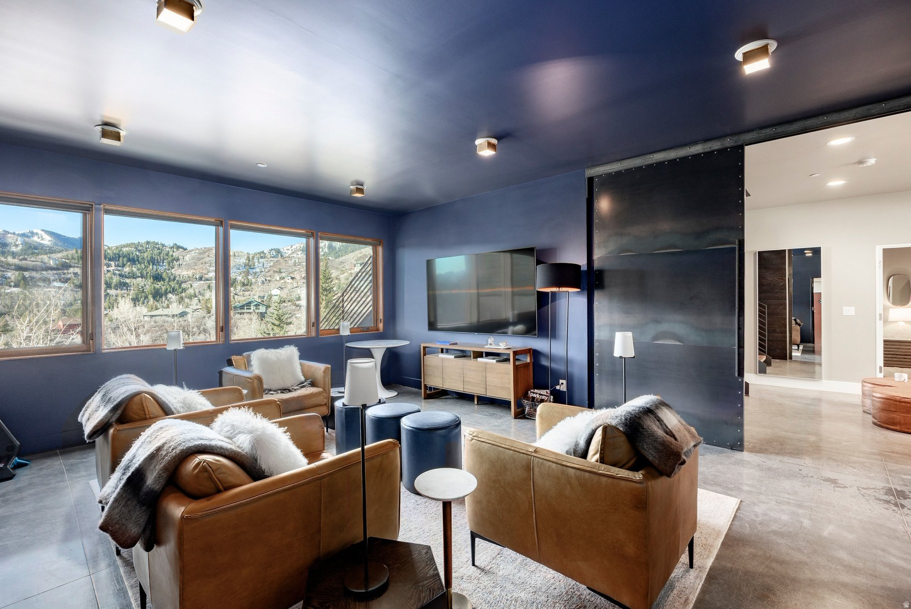 PINEBROOK - Residential