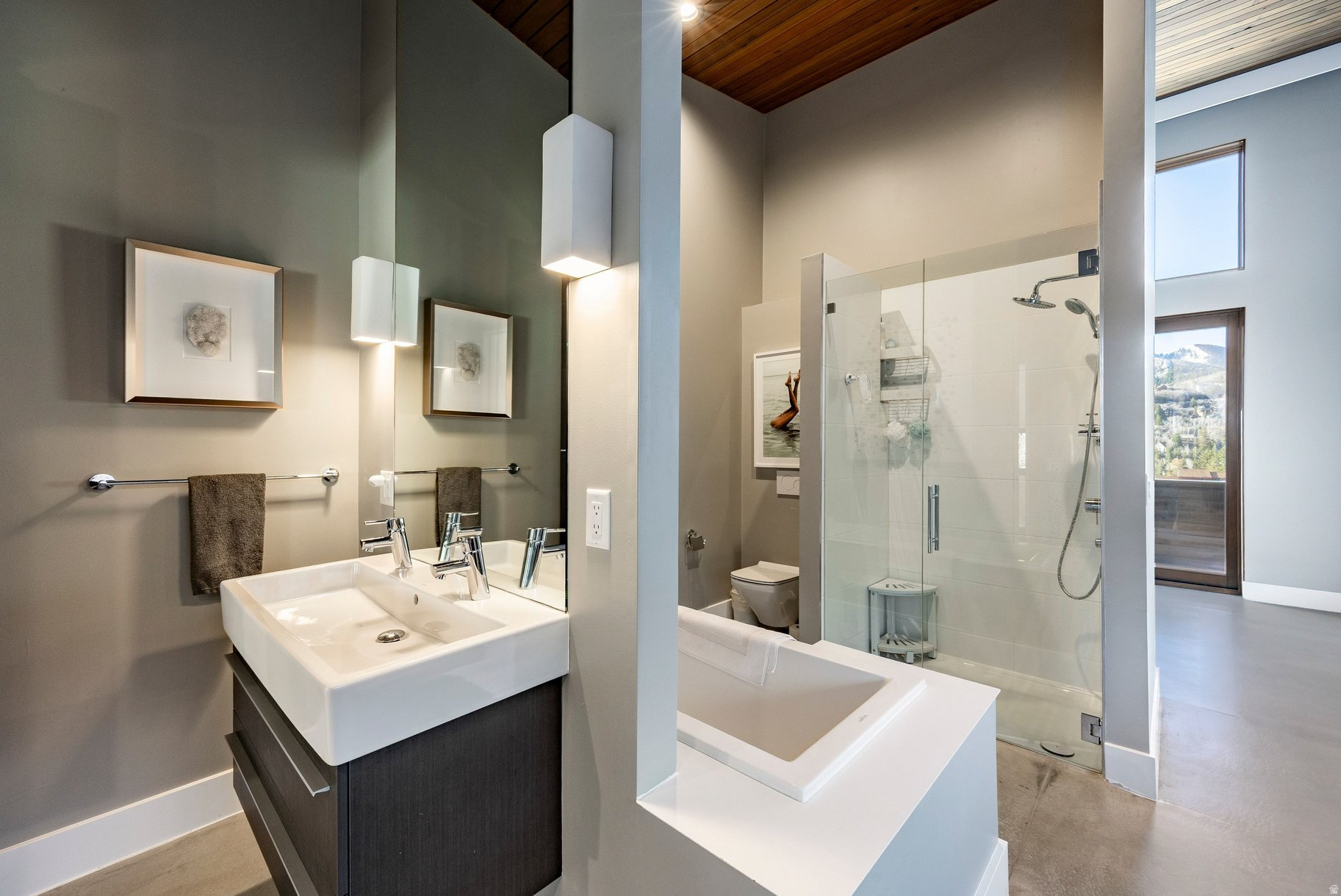 PINEBROOK - Residential