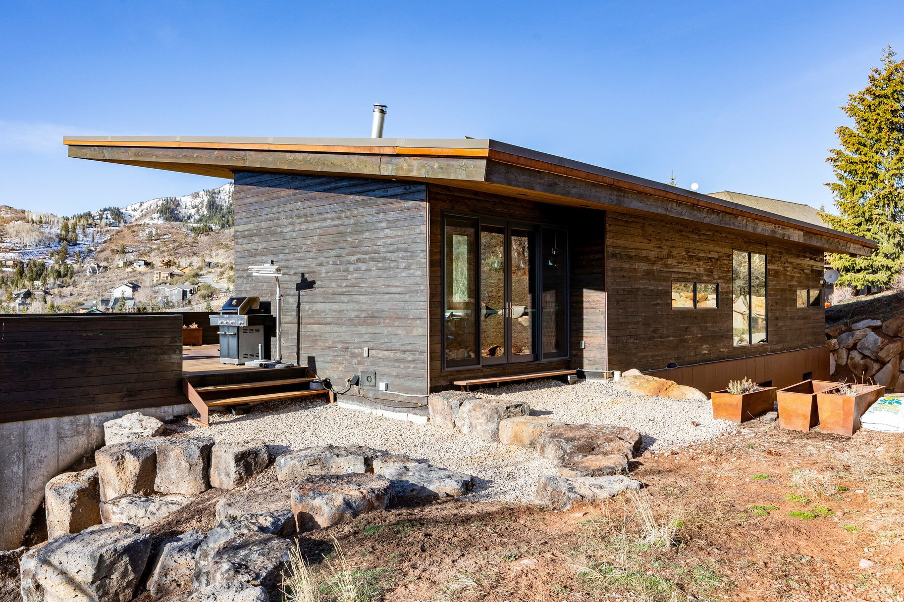 PINEBROOK - Residential