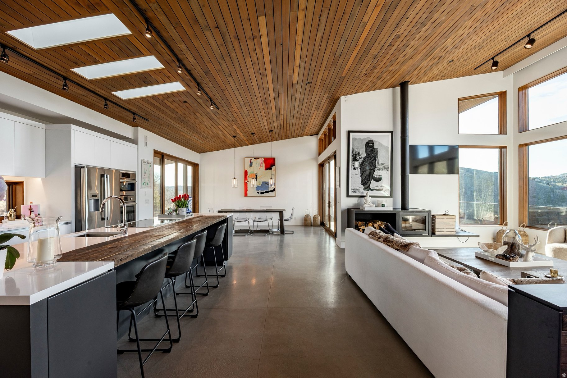 PINEBROOK - Residential