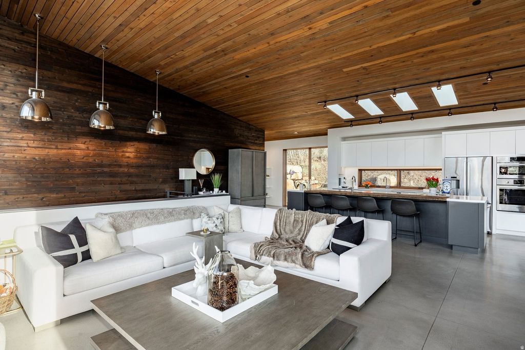 Photo of 3682 SUNRIDGE DR, Park City, UT 84098 (MLS # 2144846)