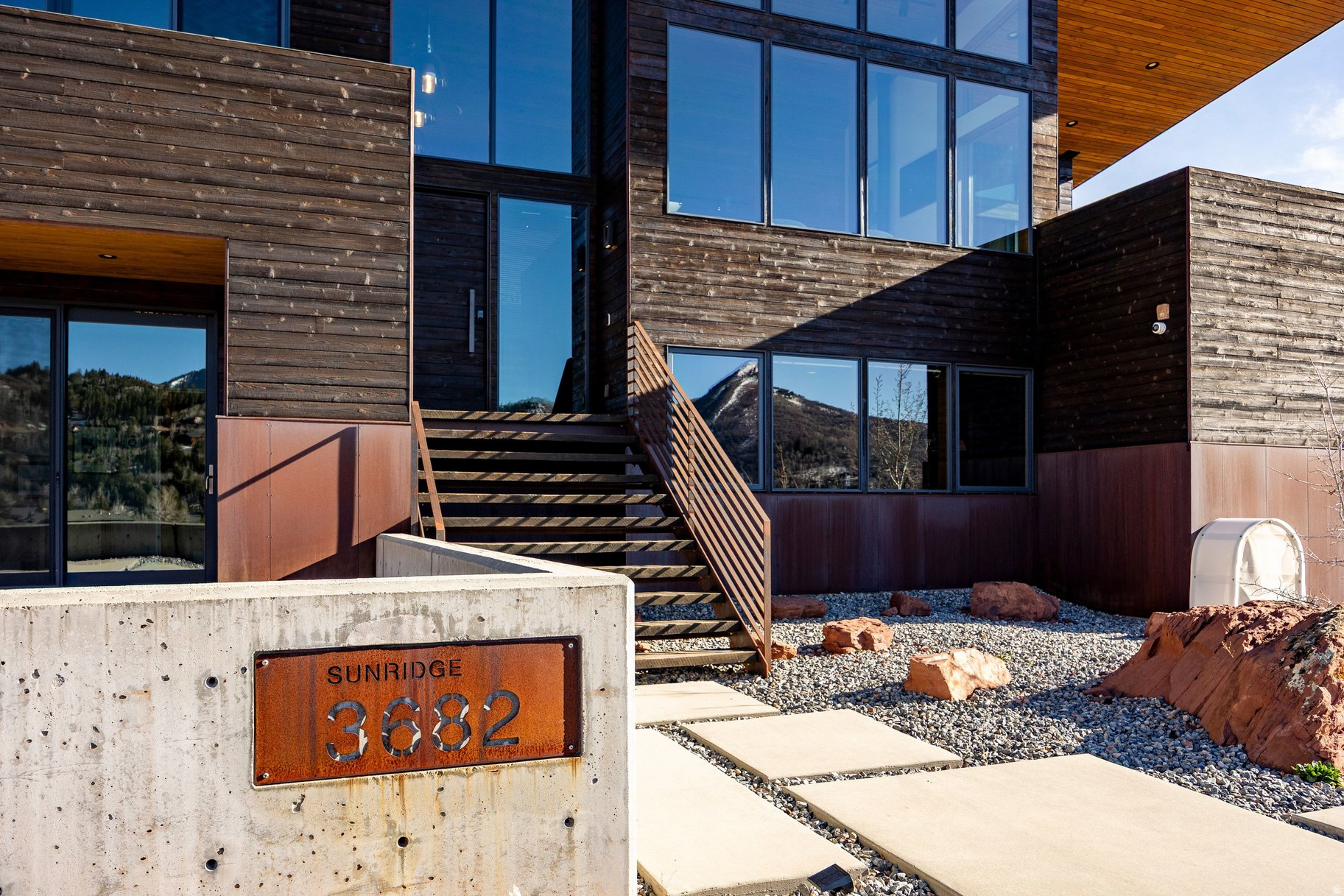 PINEBROOK - Residential