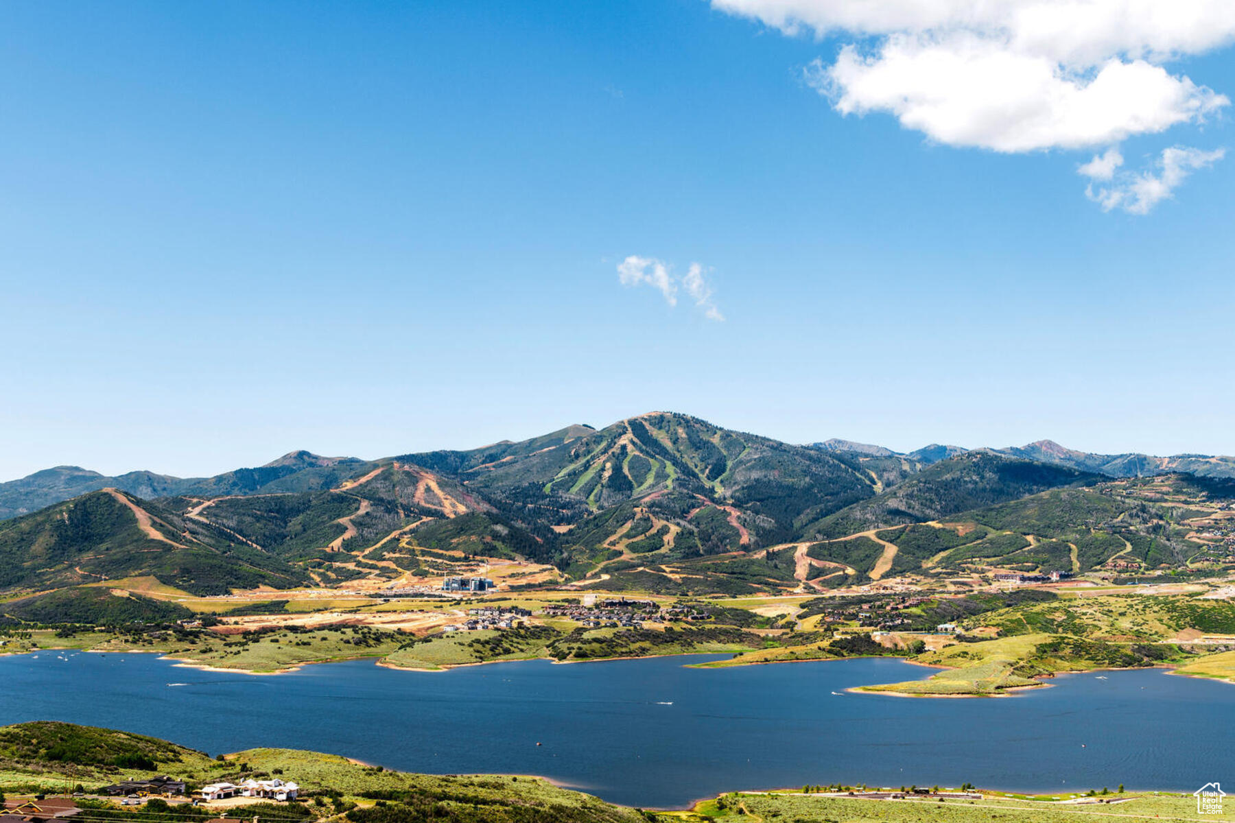 LAKEVIEW ESTATES - Residential