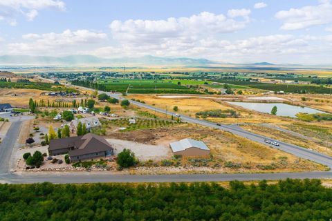 Tiny photo for 975 E 715 S, Genola, UT 84655 (MLS # 2147649)