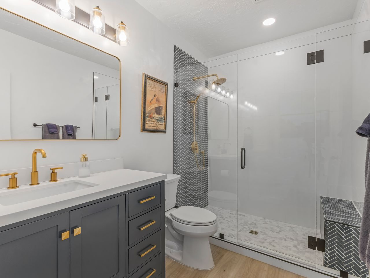 WOOD HOLLOW ESTATES - Residential