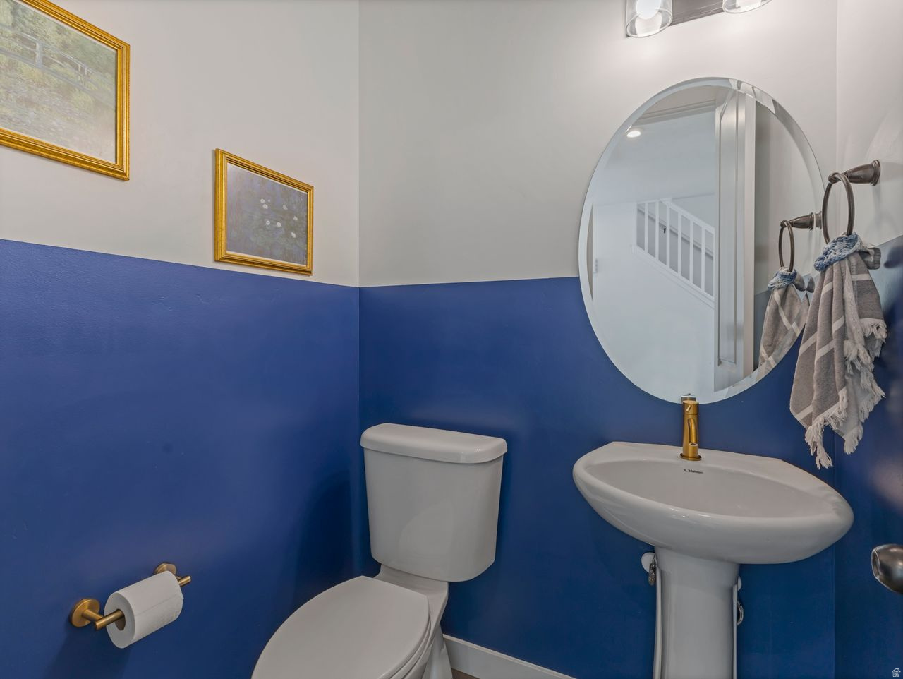 WOOD HOLLOW ESTATES - Residential