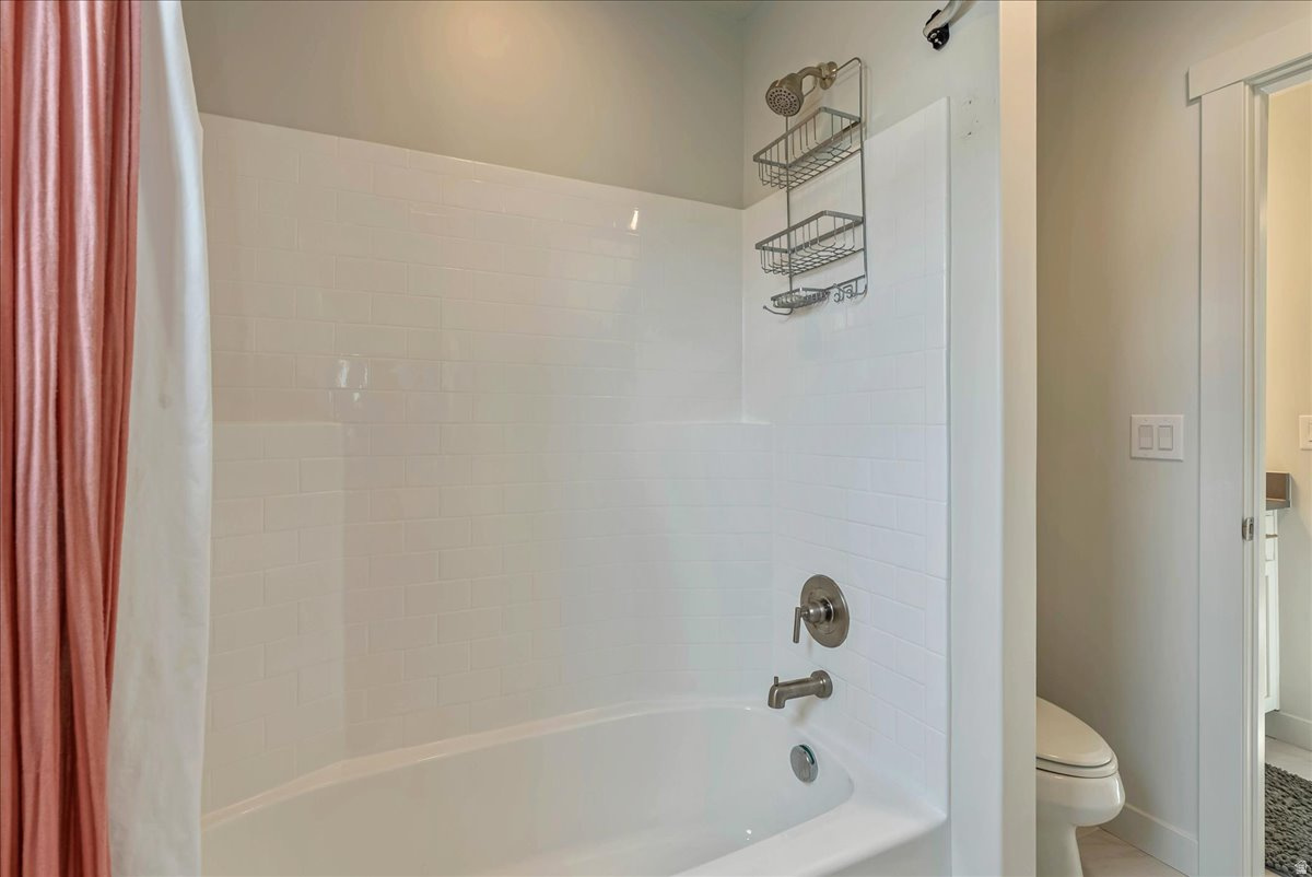 COYOTE RIDGE - Residential