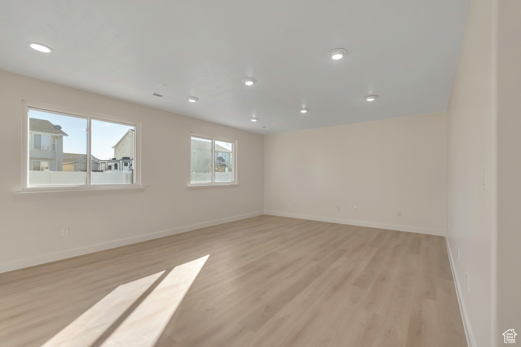 MEADOWS - Residential