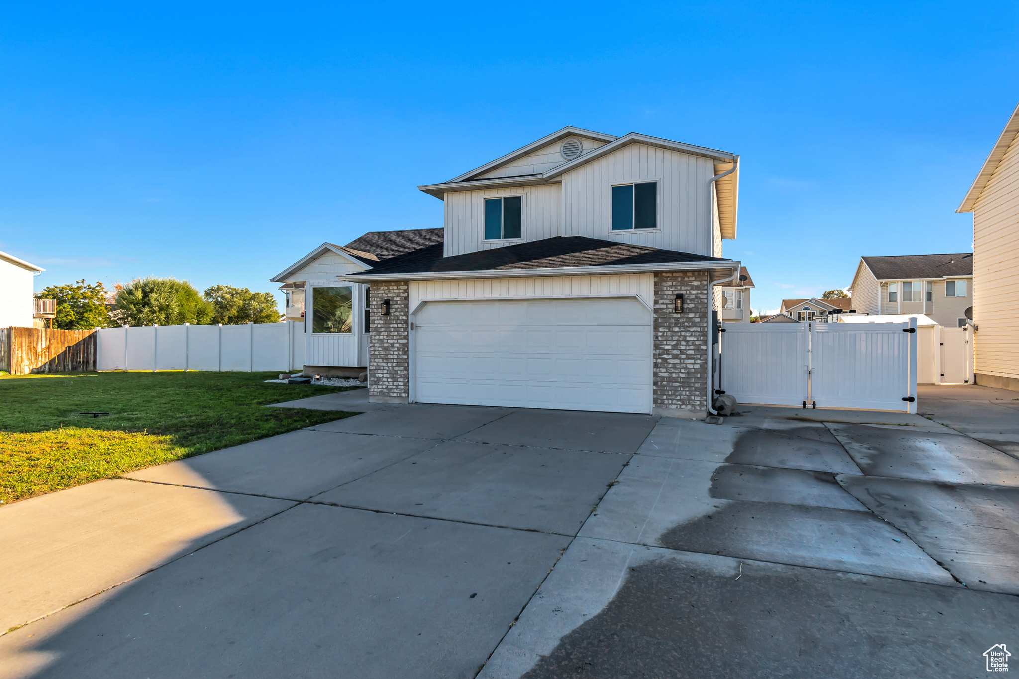 MEADOWS - Residential