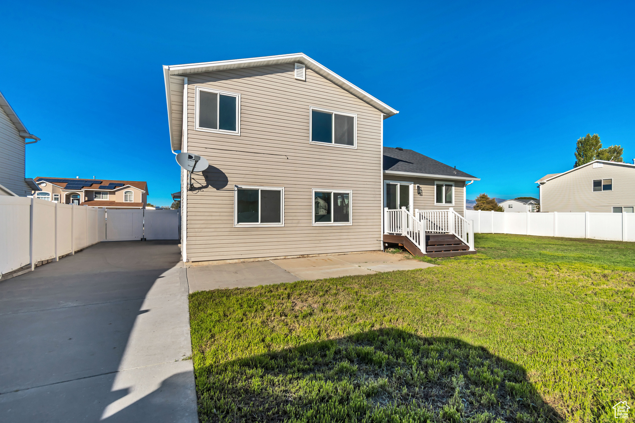 MEADOWS - Residential