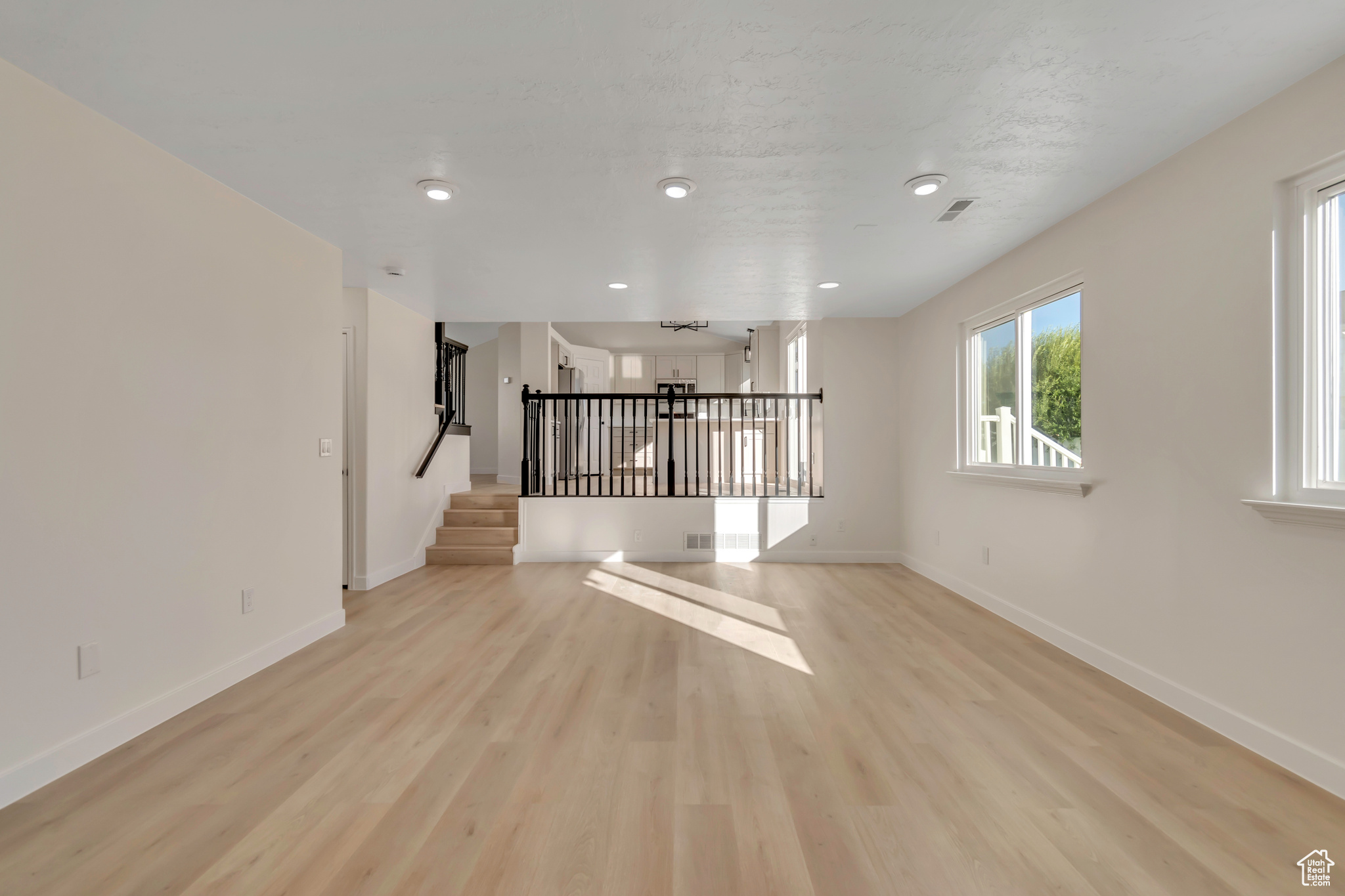 MEADOWS - Residential