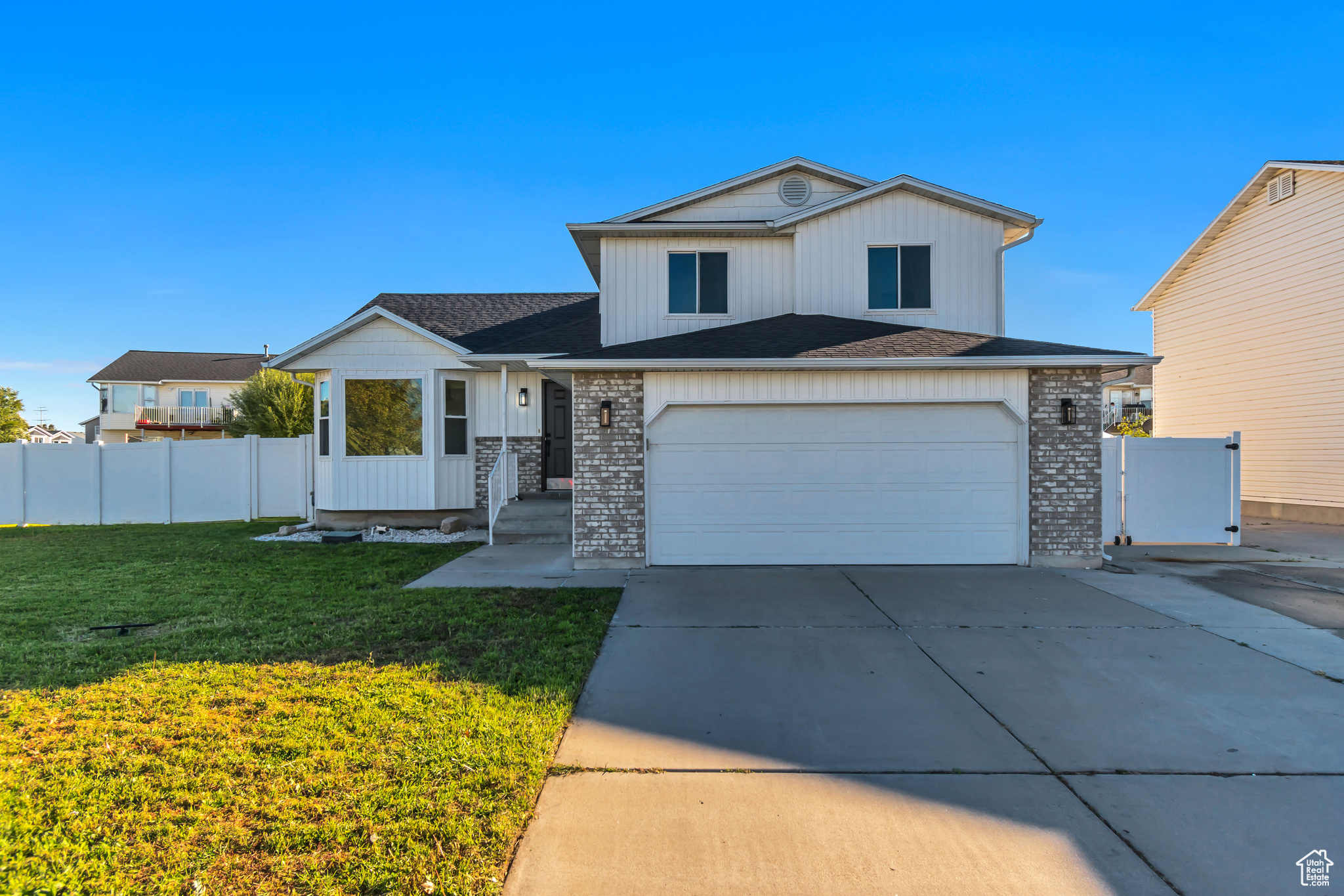 MEADOWS - Residential