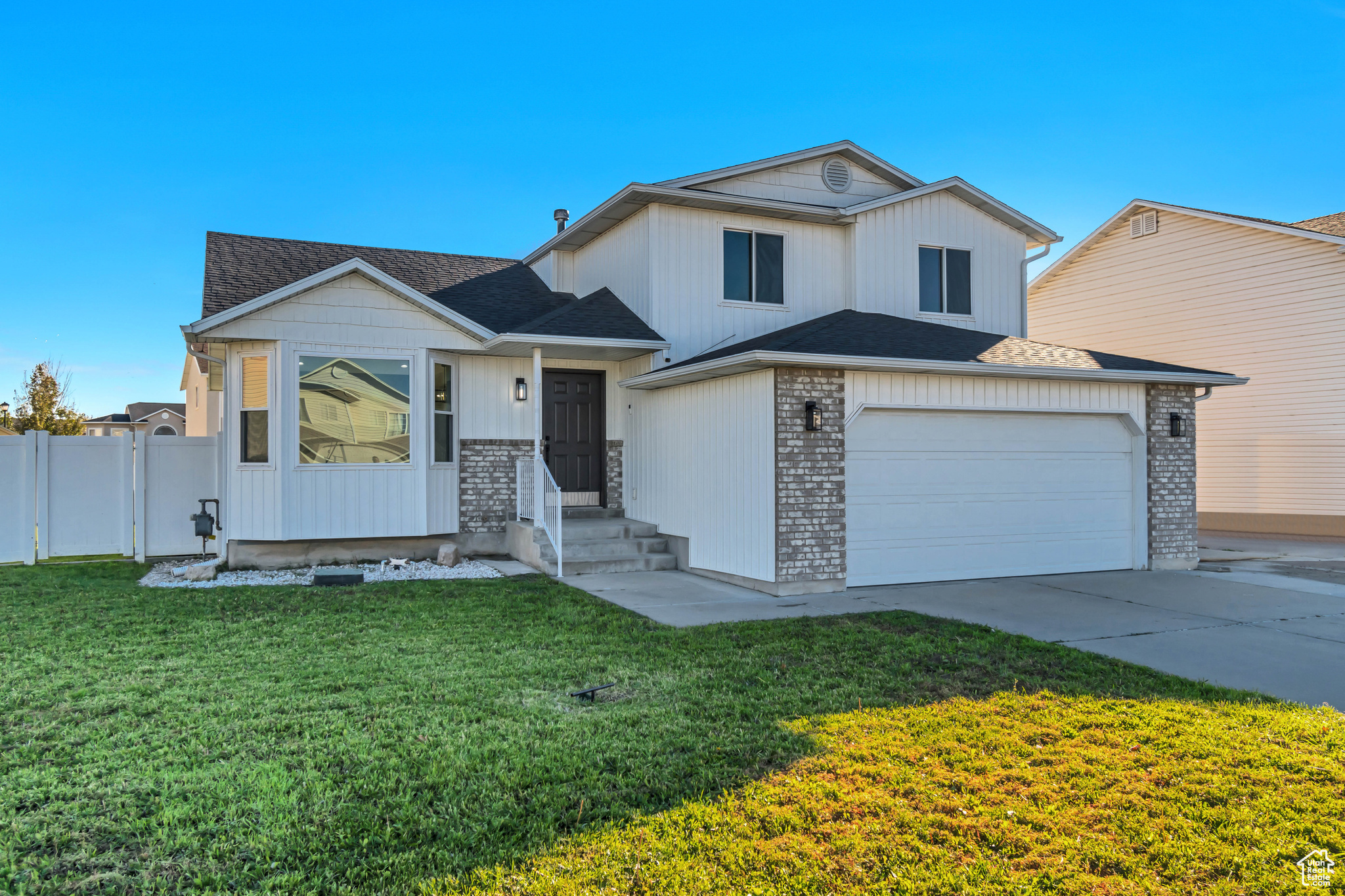 MEADOWS - Residential