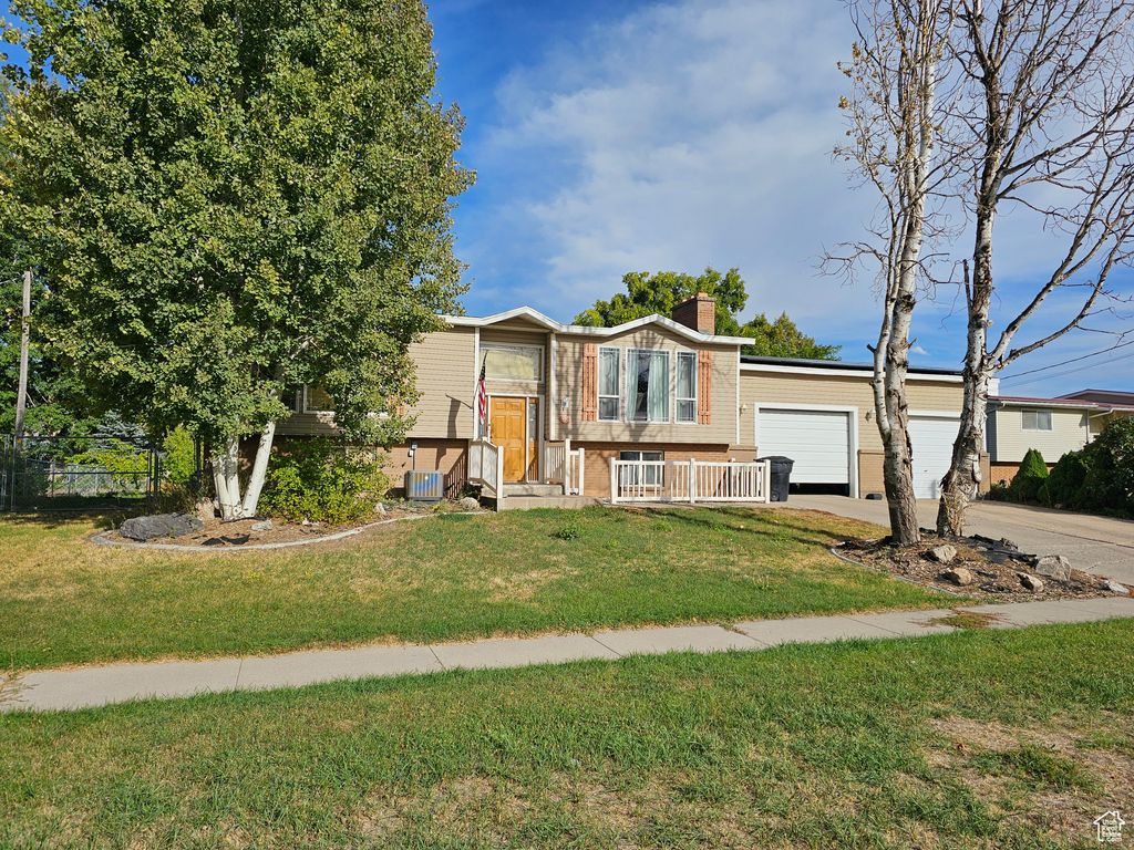 Photo of 90 N MAIN ST, Lewiston, UT 84320 (MLS # 2110724)