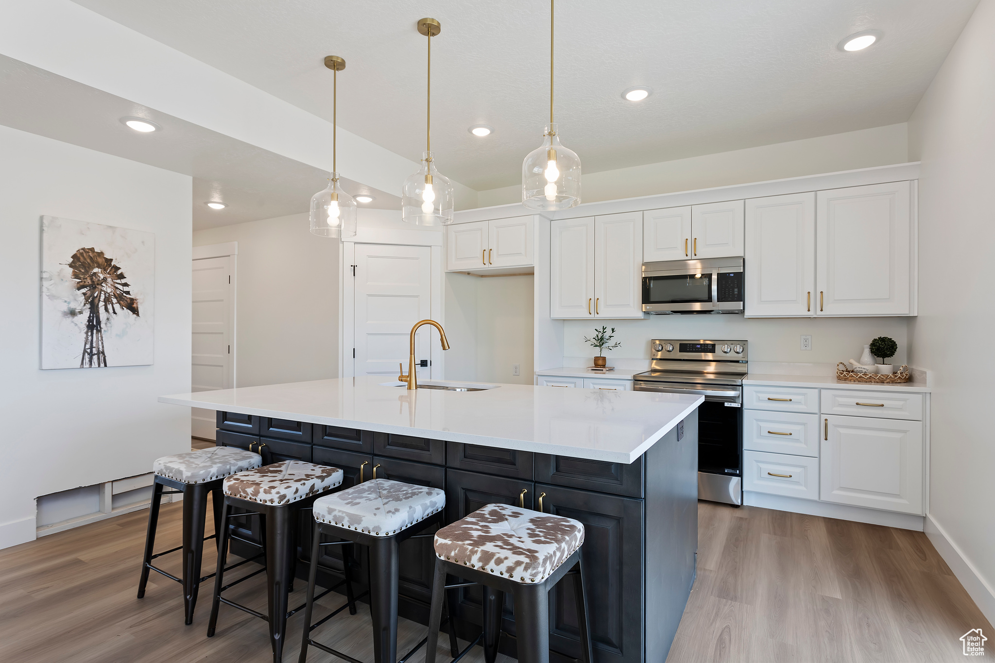 WEST RIDGE ESTATES - Residential