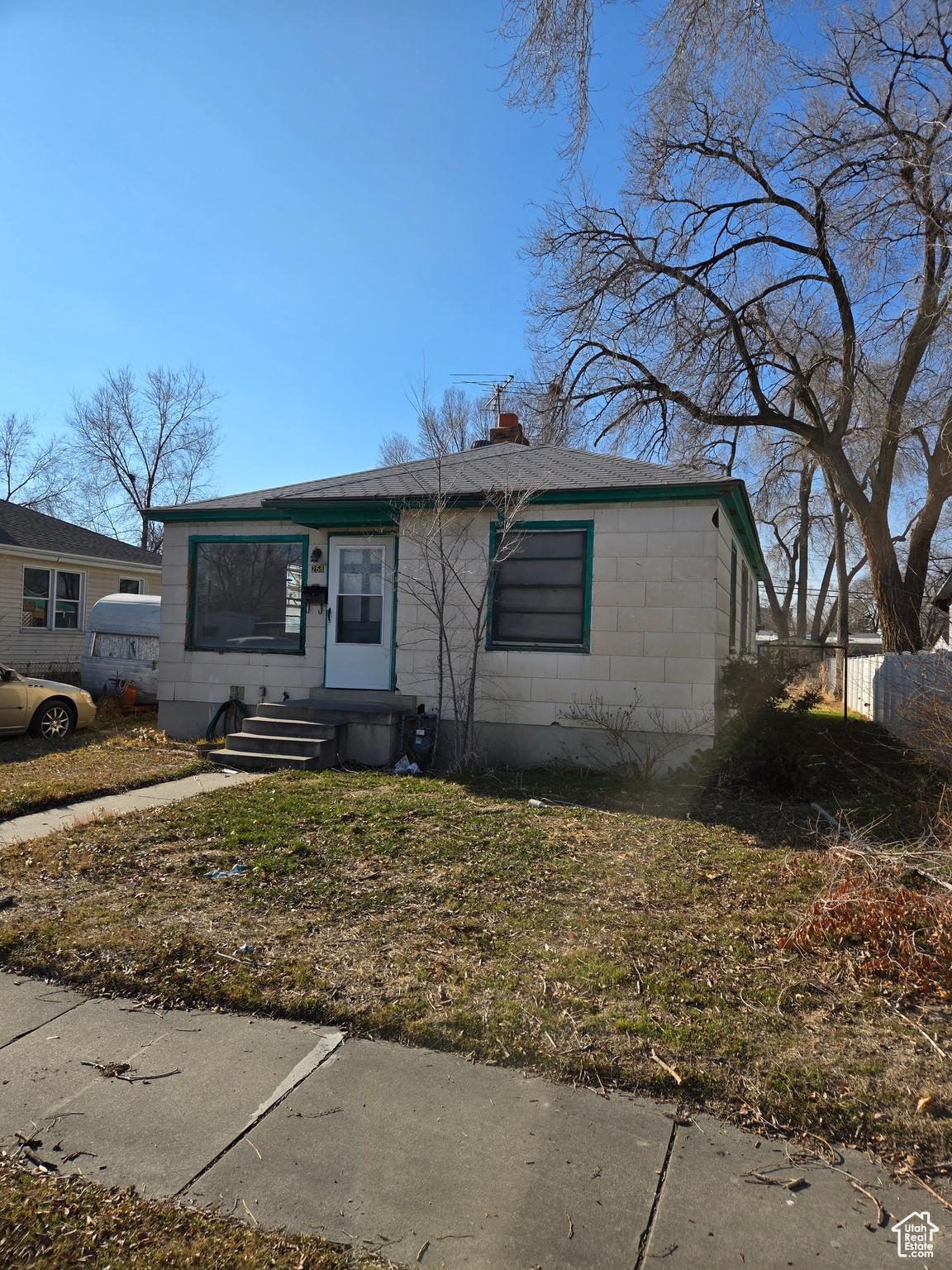 HIGHEST AND BEST DUE NOON Tuesday January 21st! GRAND OPEN HOUSE SATURDAY JANUARY 18TH 11 AM-1 PM! ** INVESTOR SPECIAL! ** CASH OR HARD MONEY ONLY ** This budget-friendly bungalow is primed and ready for a transformation. Don't miss the chance to bring your vision to life and unlock its full potential! Please note: water, gas, and electric will not be turned on even for Due Diligence. PLEASE DO YOUR DUE DILIGENCE BEFORE MAKING AN OFFER * Convenient location close to Freeway Access & Restaurants * Square footage figures are provided as a courtesy estimate only and were obtained from County Records. Buyer is advised to obtain an independent measurement.  SOLD AS-IS! ** SEE AGENT REMARKS FOR SHOWING/OFFER INSTRUCTIONS **