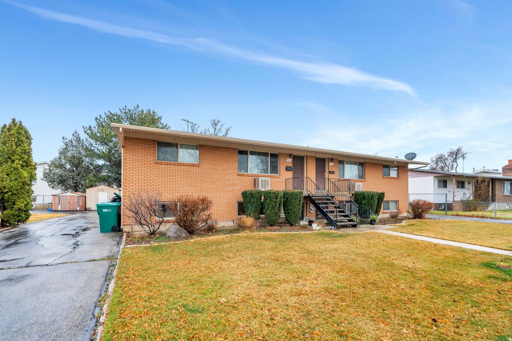 Photo of 1121 S 50 E, Orem, UT 84058 (MLS # 2141153)