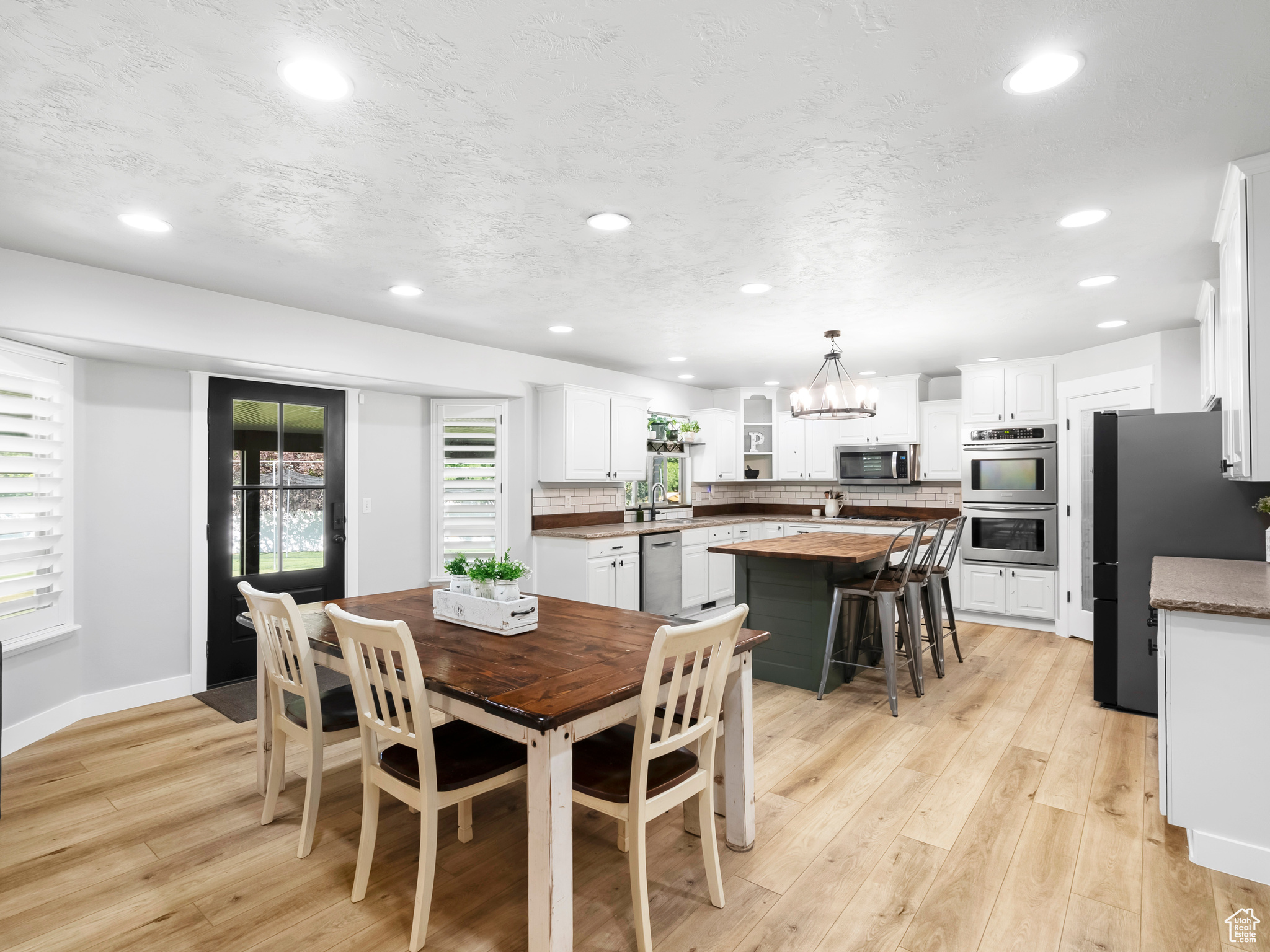 PONDEROSA ESTATES - Residential