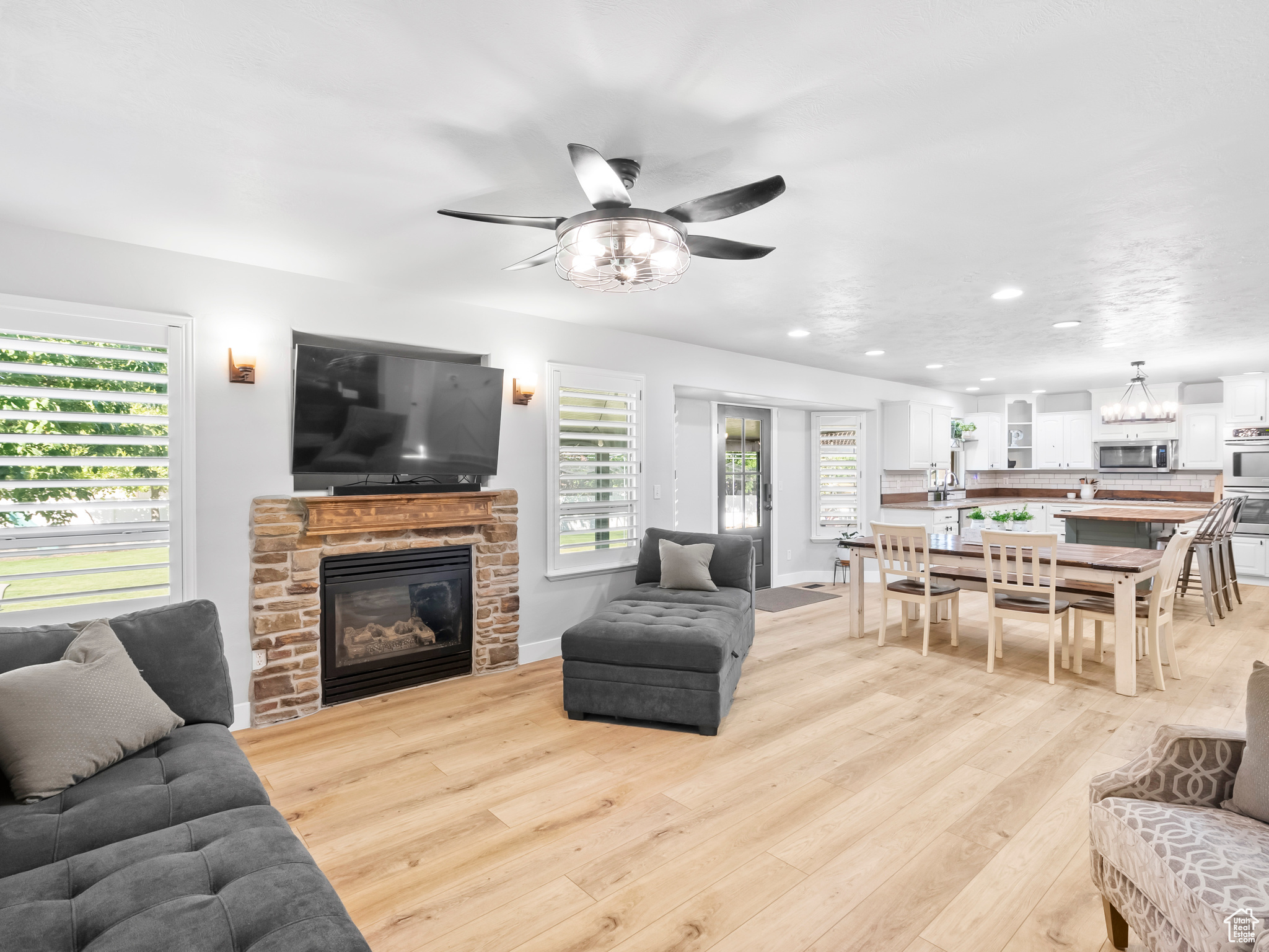 PONDEROSA ESTATES - Residential