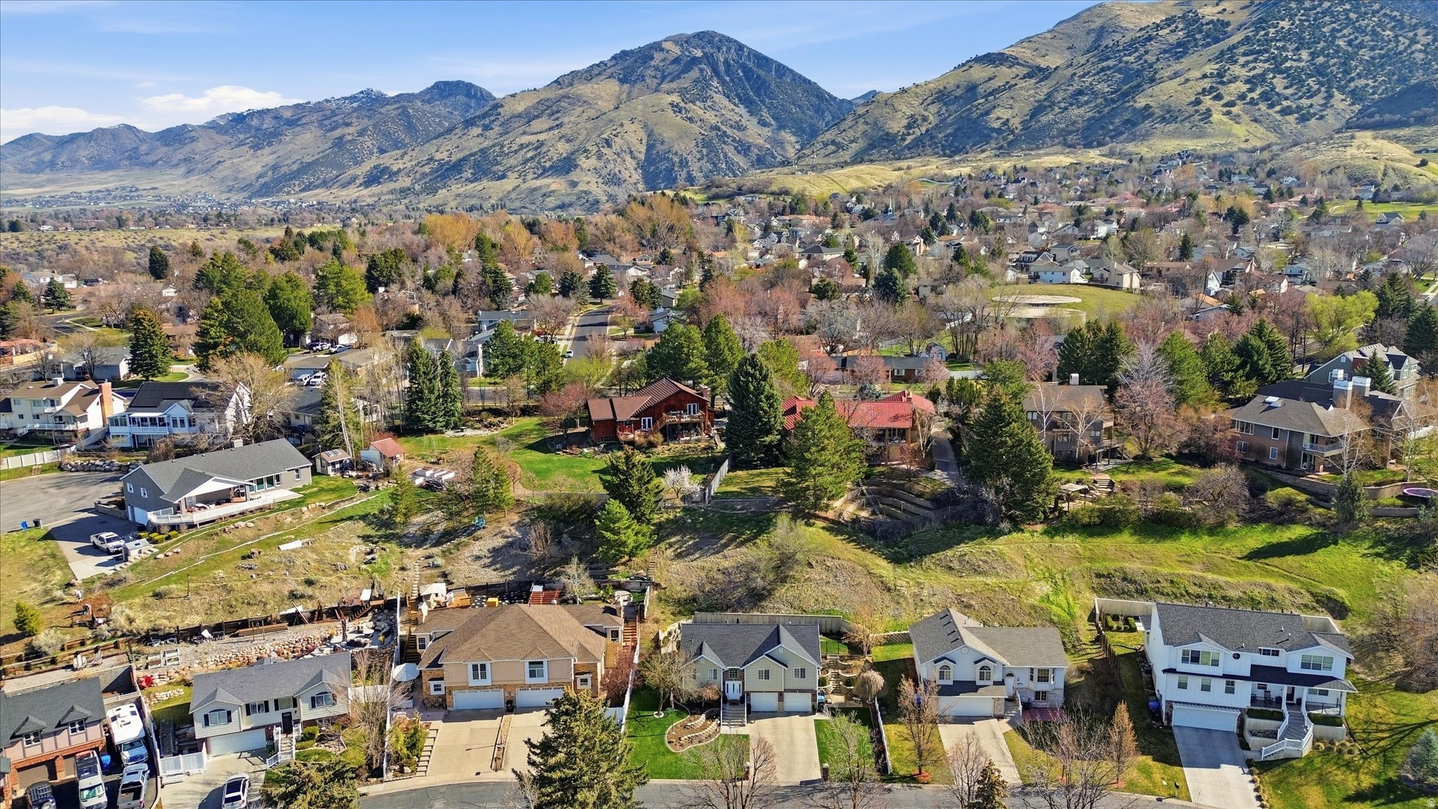 ORHARD HEIGHTS EAST - Residential