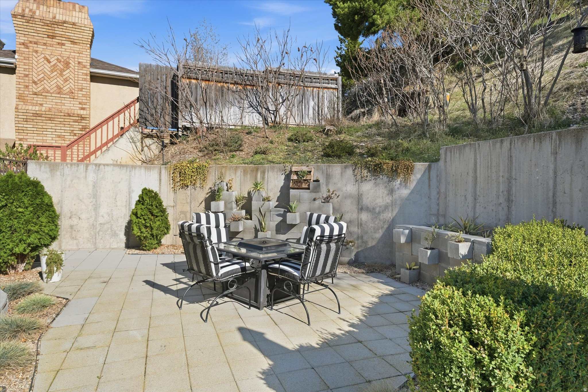 ORHARD HEIGHTS EAST - Residential