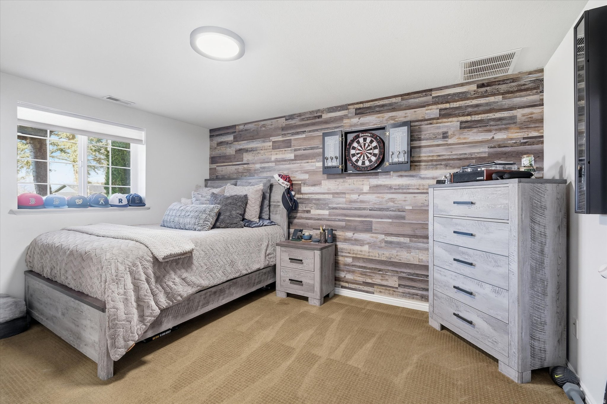 ORHARD HEIGHTS EAST - Residential