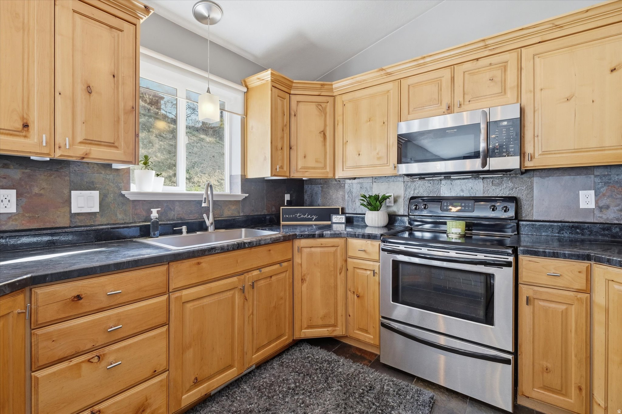 ORHARD HEIGHTS EAST - Residential