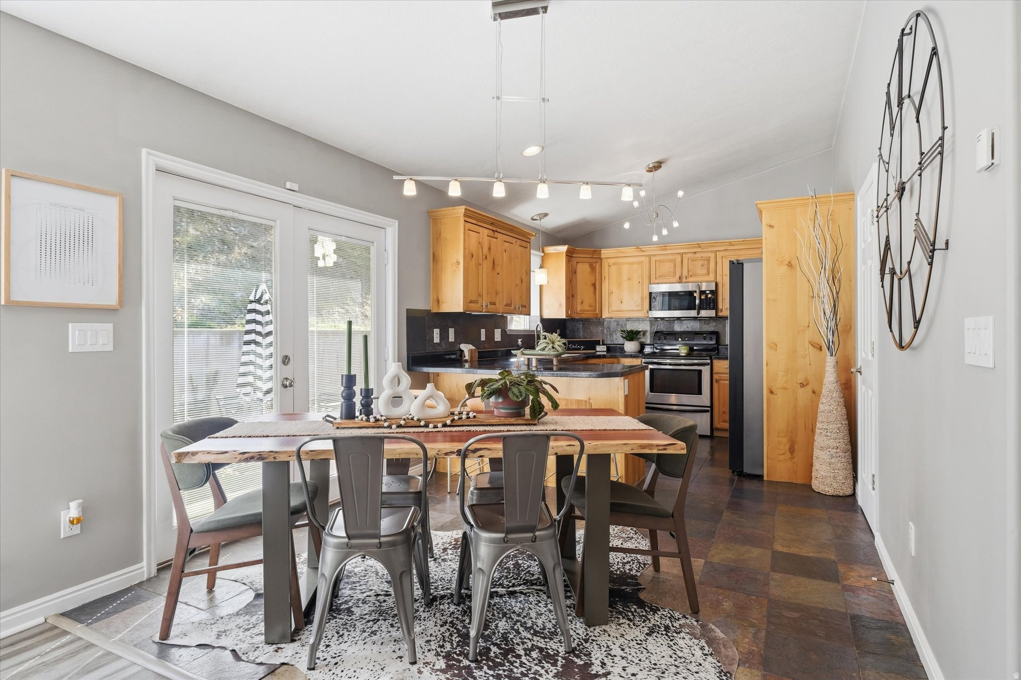 ORHARD HEIGHTS EAST - Residential