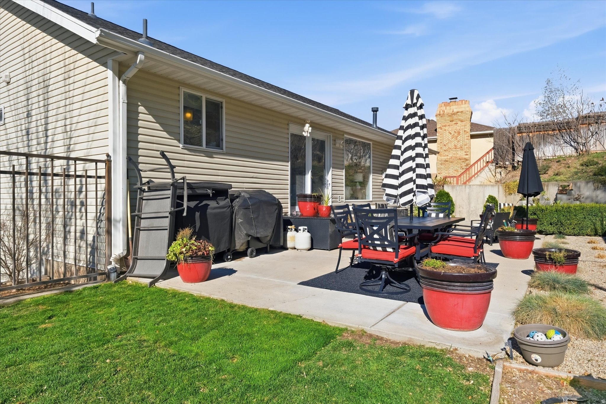 ORHARD HEIGHTS EAST - Residential