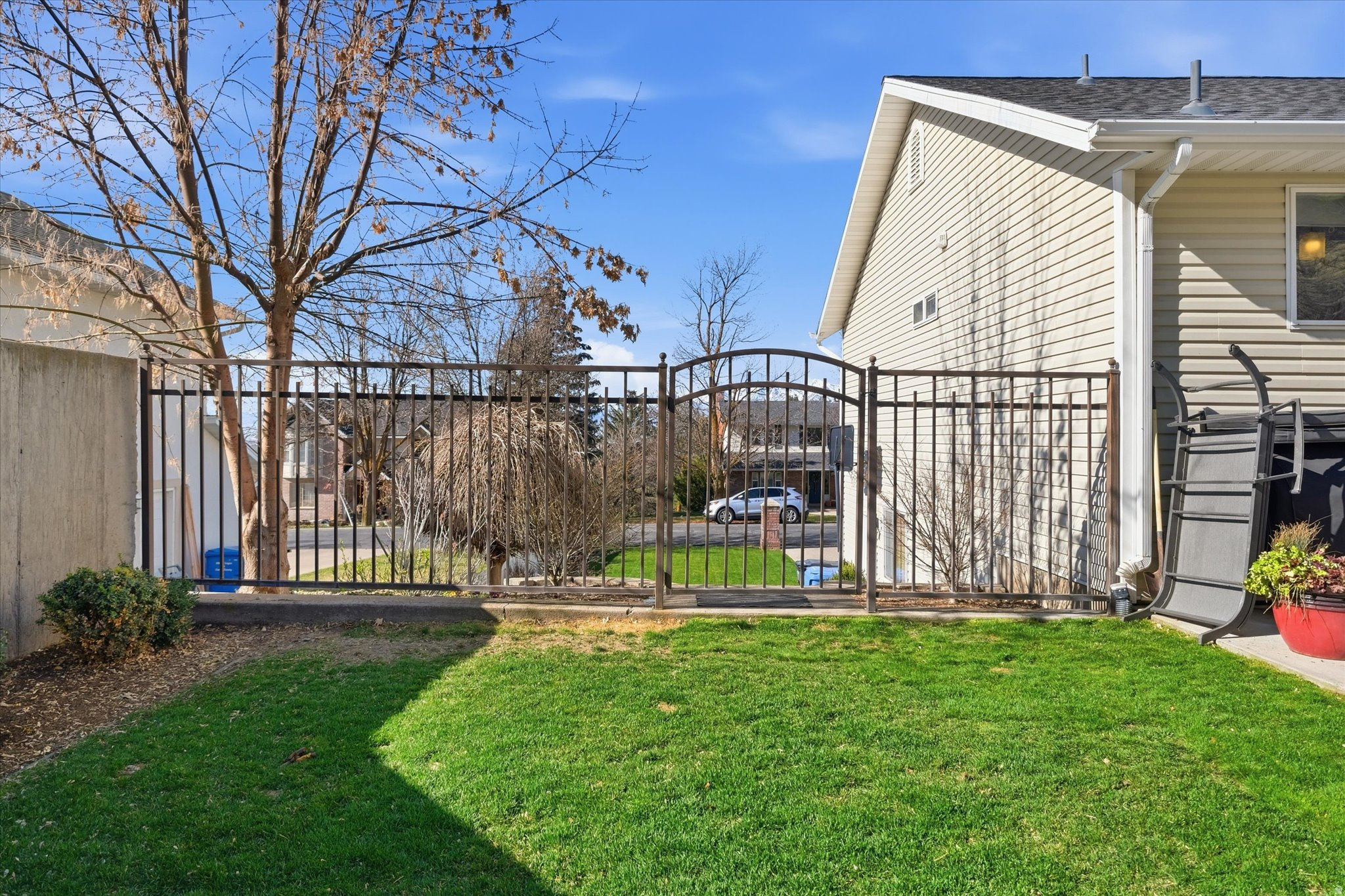 ORHARD HEIGHTS EAST - Residential