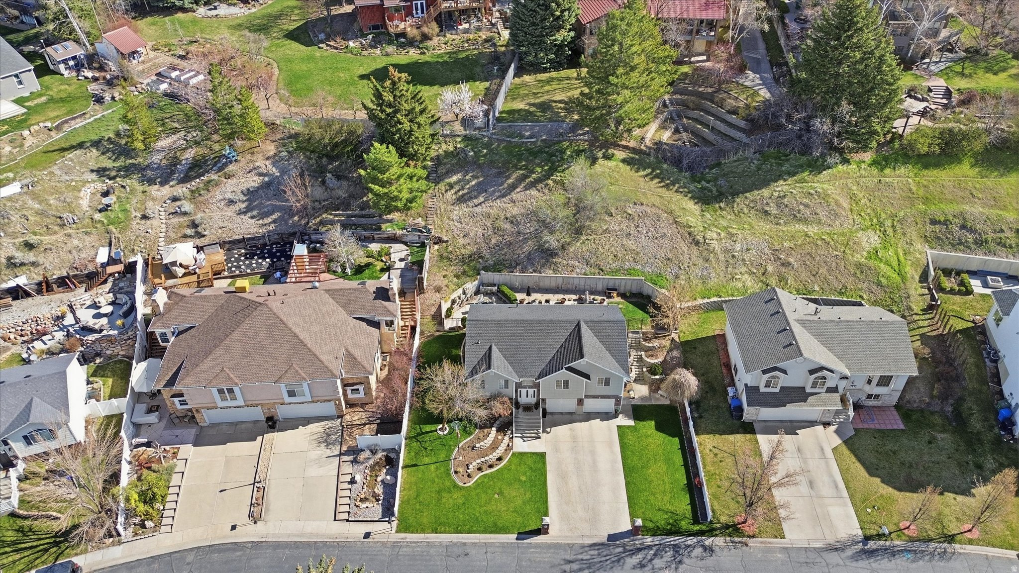 ORHARD HEIGHTS EAST - Residential