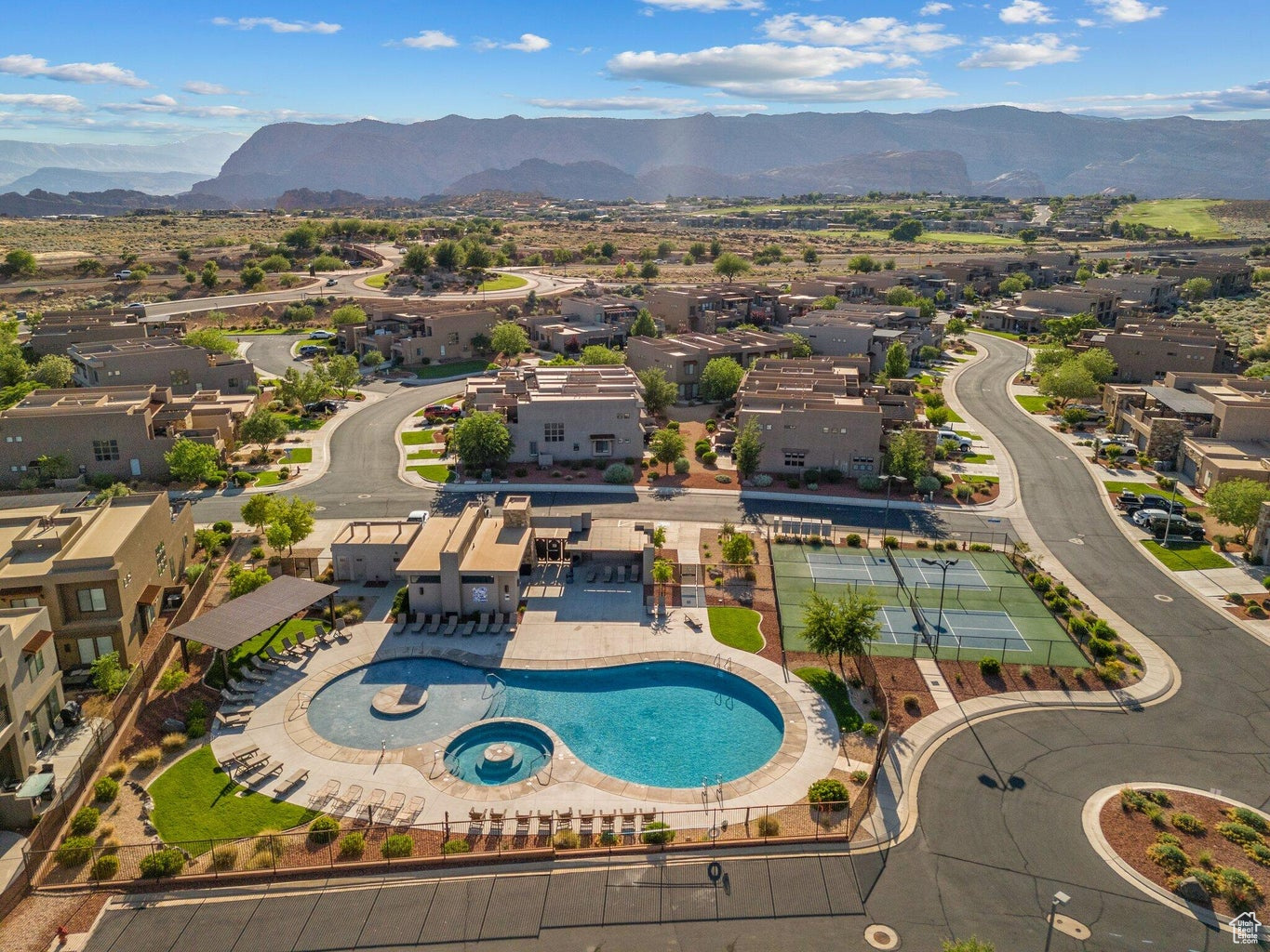 ESCAPES AT THE LEDGES PH 1 - Residential