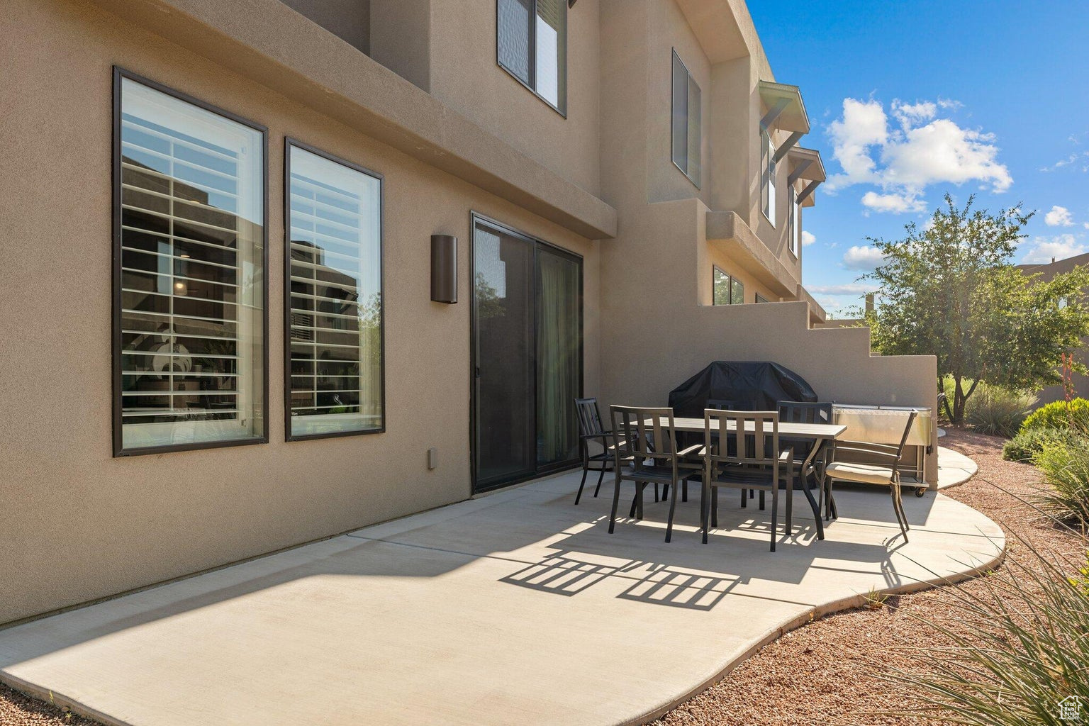 ESCAPES AT THE LEDGES PH 1 - Residential
