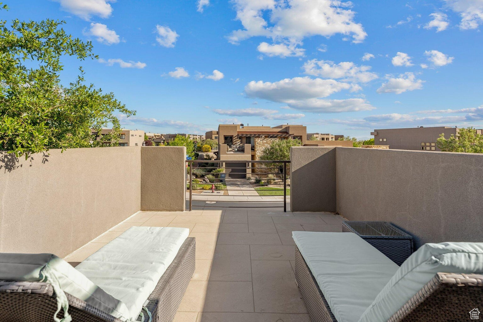 ESCAPES AT THE LEDGES PH 1 - Residential