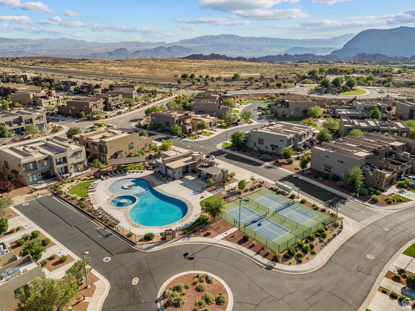 ESCAPES AT THE LEDGES PH 1 - Residential