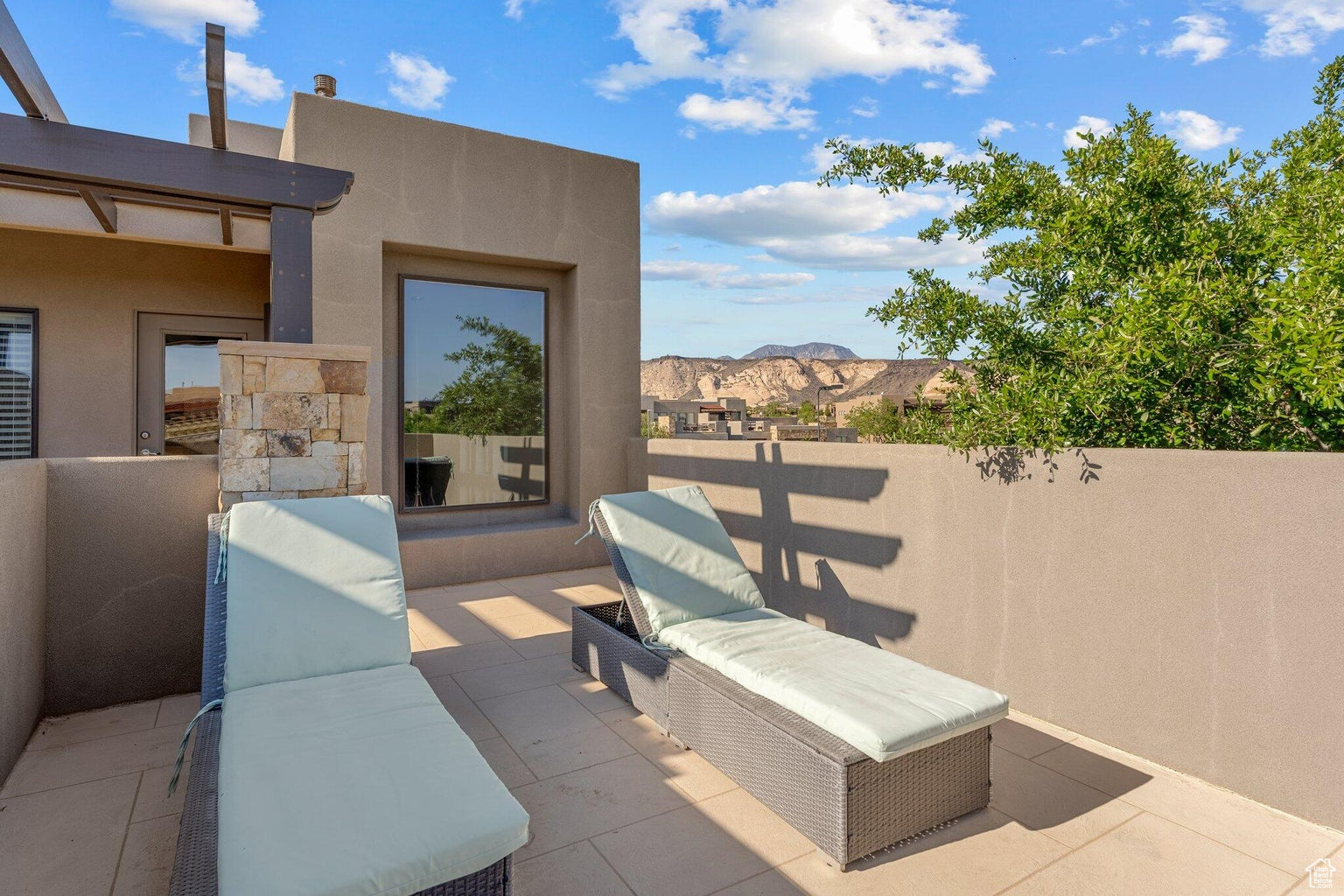 ESCAPES AT THE LEDGES PH 1 - Residential