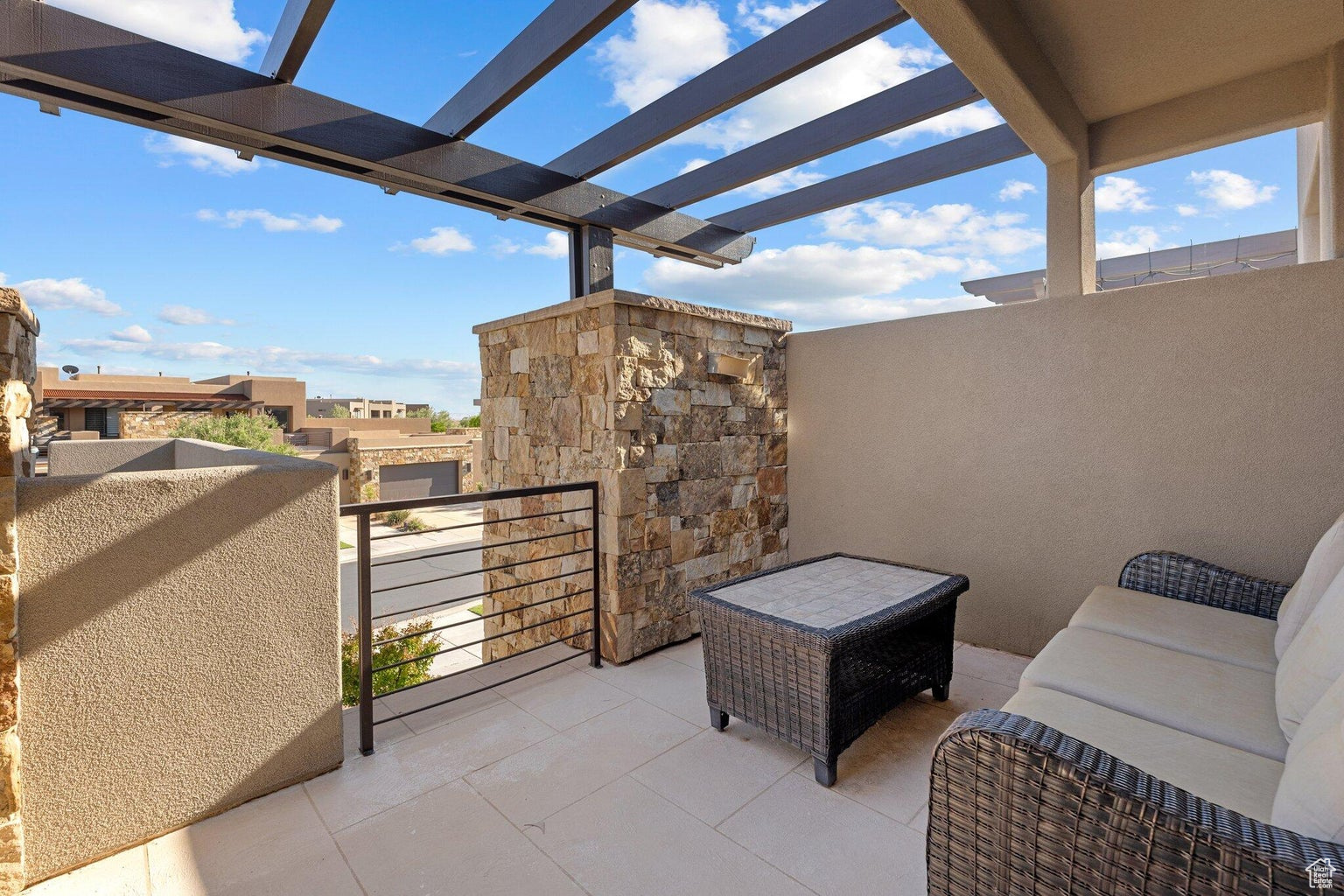 ESCAPES AT THE LEDGES PH 1 - Residential