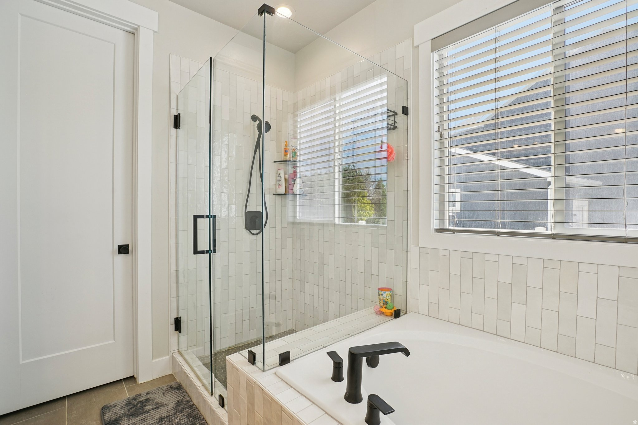 JORDAN - Residential