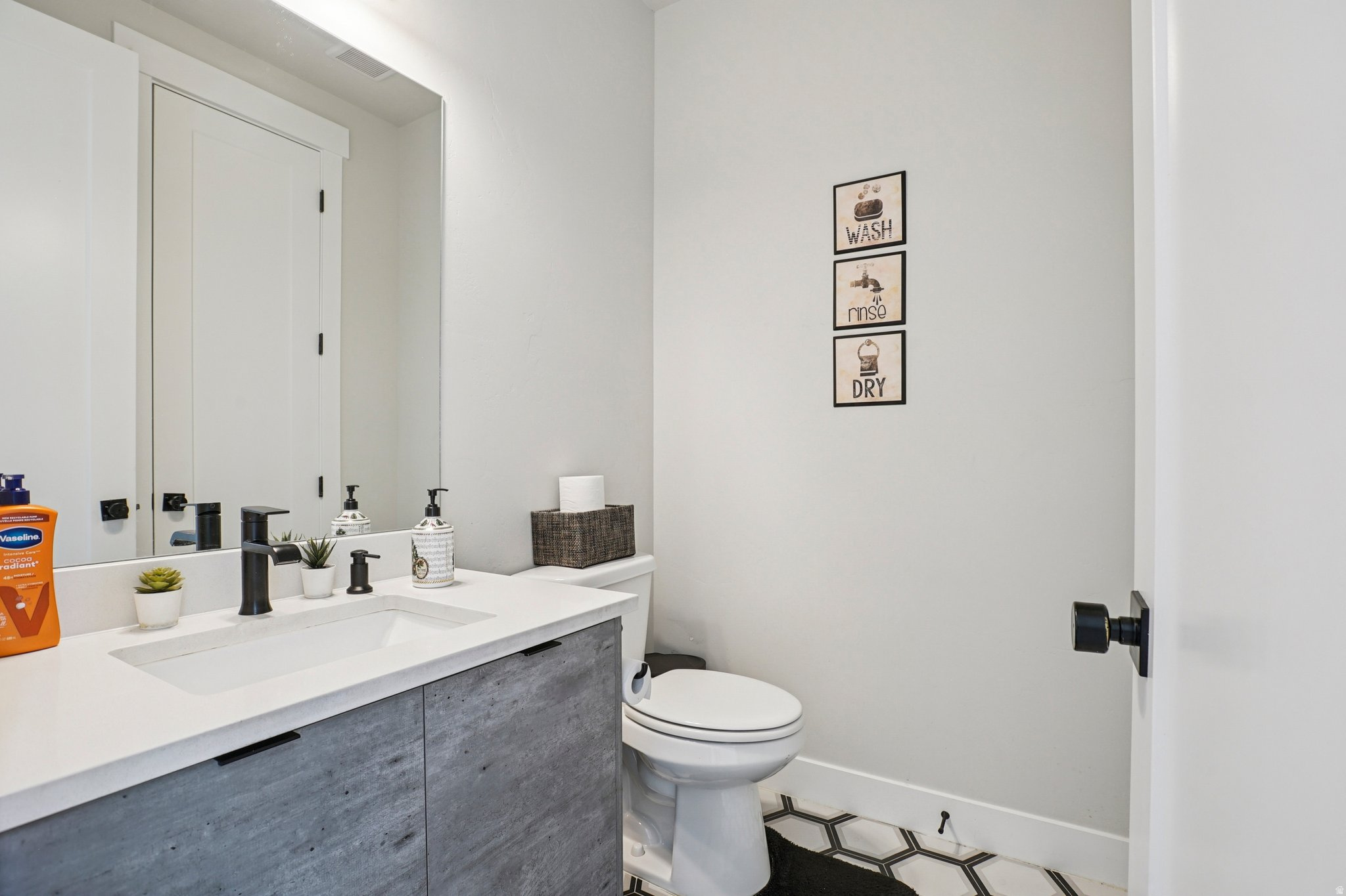 JORDAN - Residential