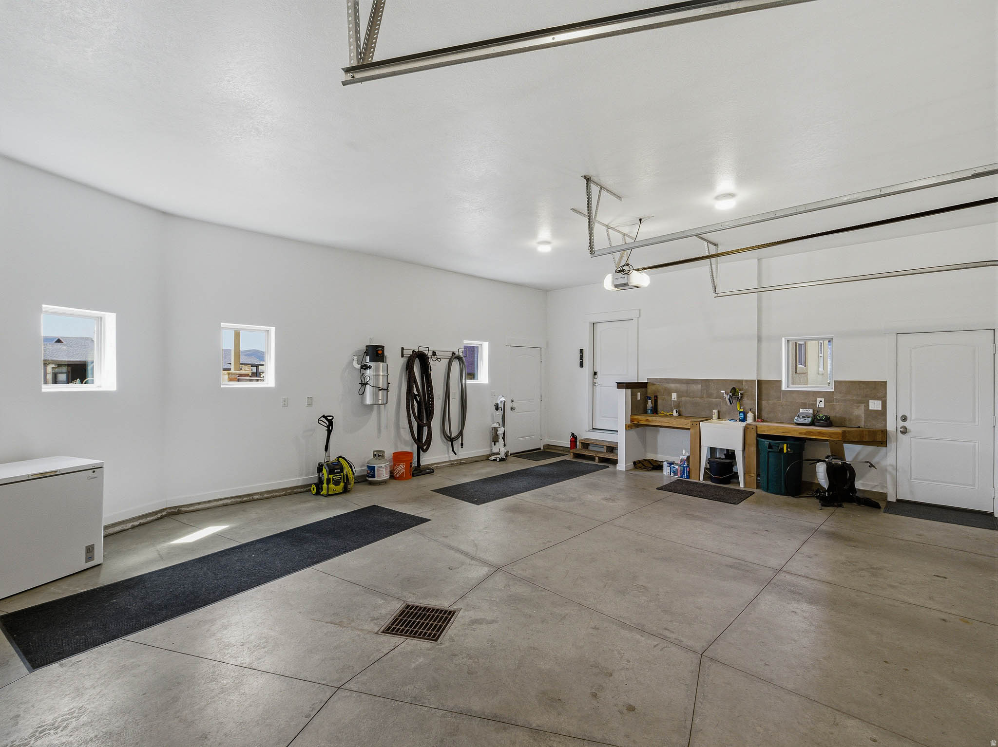 SUNRISE RIDGE SUBDIVISION - Residential