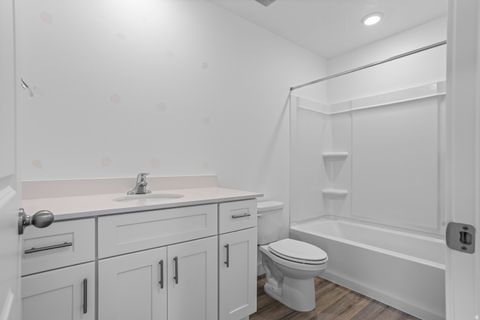 Tiny photo for 1513 S SINAWAVA DR #4140, Washington, UT 84780 (MLS # 2135382)