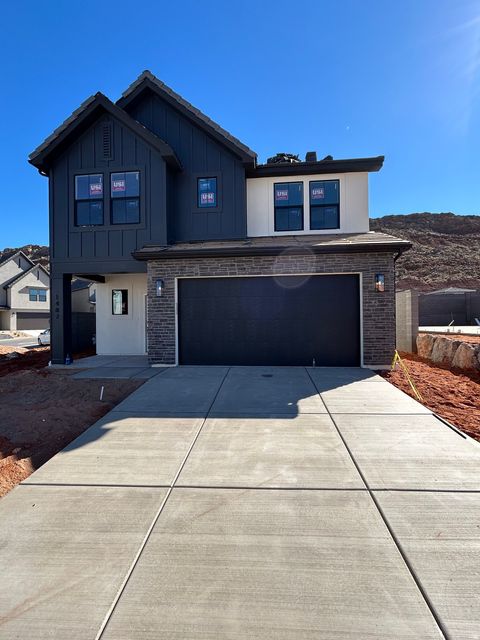 Photo of 1513 S SINAWAVA DR #4140, Washington, UT 84780 (MLS # 2135382)