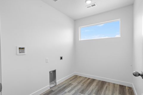 Tiny photo for 1513 S SINAWAVA DR #4140, Washington, UT 84780 (MLS # 2135382)