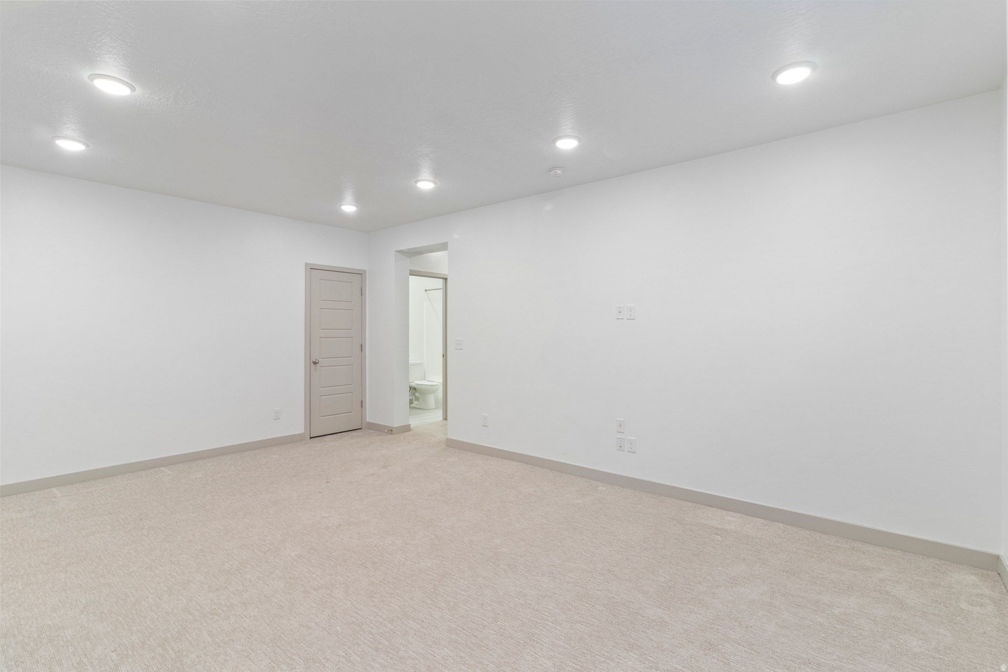 DAYBREAK - Residential Income