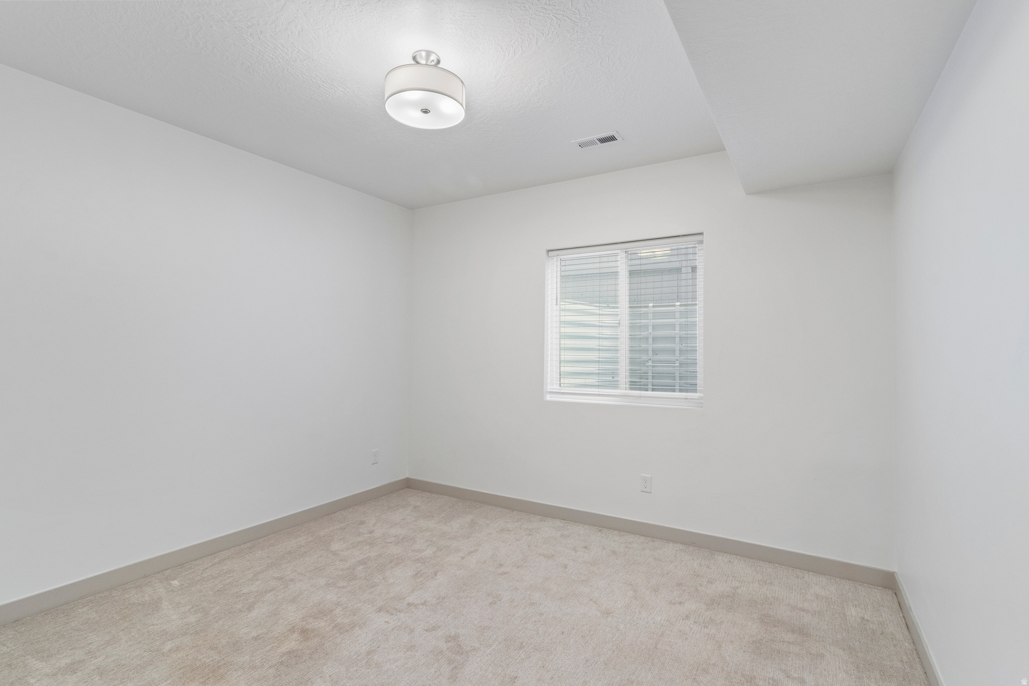 DAYBREAK - Residential Income